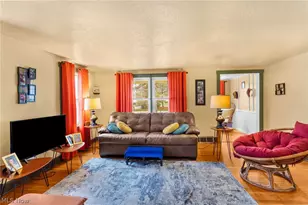 7441 Hubbard Bedford Rd, Hubbard, OH 44425 - Photo 13