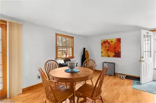 7441 Hubbard Bedford Rd, Hubbard, OH 44425 - Photo 9