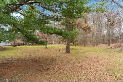 7441 Hubbard Bedford Road, Hubbard, OH 44425 - Photo 33