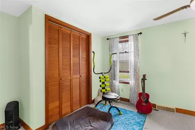 7441 Hubbard Bedford Road, Hubbard, OH 44425 - Photo 17