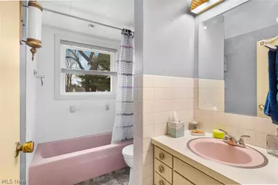 7441 Hubbard Bedford Road, Hubbard, OH 44425 - Photo 19