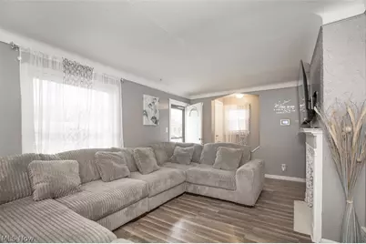 12214 Bennington Avenue, Loveland, OH 44135 - Photo 7