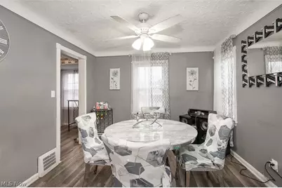 12214 Bennington Avenue, Loveland, OH 44135 - Photo 11