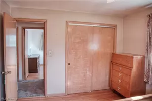 333 E Ridgewood Dr, Green Hills, OH 44131 - Photo 17