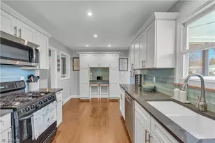 27015 Kennedy Ridge Ext, North Olmsted, OH 44070 - Photo 7