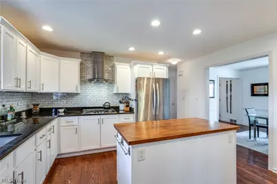 568 Hampshire Road, Fairlawn, OH 44333 - Photo 17