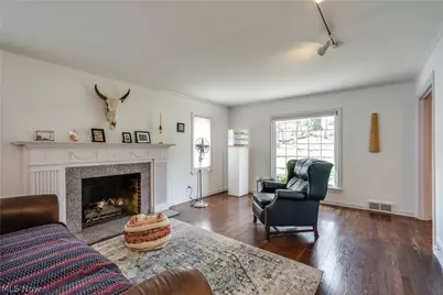 568 Hampshire Road, Fairlawn, OH 44333 - Photo 9