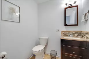 568 Hampshire Rd, Fairlawn, OH 44333 - Photo 13