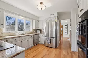 22733 S Woodland Rd, Huber Heights, OH 44122 - Photo 15