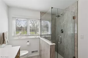 22733 S Woodland Rd, Huber Heights, OH 44122 - Photo 31