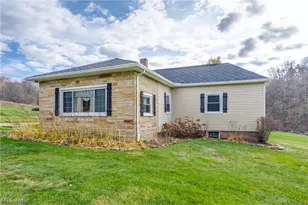 4943 Martin Dr SE, East Sparta, OH 44626 - Photo 3