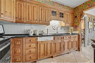 3561 Sparrow Pond Lane, Akron, OH 44333 - Photo 11