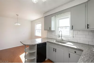 13600 Royal Boulevard, Garfield Heights, OH 44125 - Photo 11