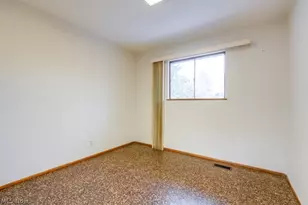 684 Sherwood Dr, Aurora, OH 44202 - Photo 31