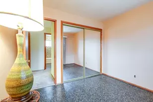684 Sherwood Dr, Aurora, OH 44202 - Photo 25