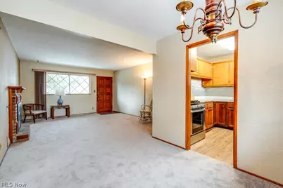 684 Sherwood Drive, Aurora, OH 44202 - Photo 11