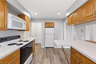 2809 Stark Dr, Willoughby Hills, OH 44094 - Photo 5