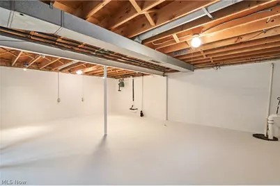 2864 Burnside Street, Akron, OH 44312 - Photo 13