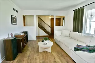 8536 4 Seasons Trail, Youngstown, OH 44514 - Photo 9