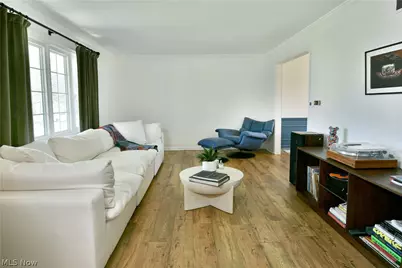 8536 Four Seasons Trail, Youngstown, OH 44514 - Photo 5