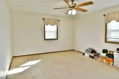 8536 Four Seasons Trail, Youngstown, OH 44514 - Photo 29