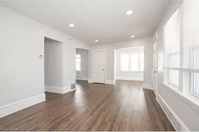 826 Dover Avenue, Akron, OH 44320 - Photo 5