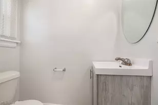 826 Dover Ave, Akron, OH 44320 - Photo 15