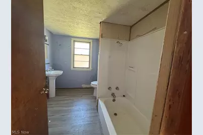 26958 Schady Road, Olmsted Twp, OH 44138 - Photo 9