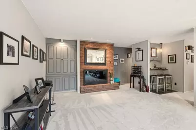 17833 Cliffside Drive, Strongsville, OH 44136 - Photo 15