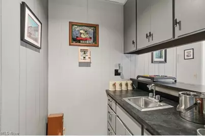 17833 Cliffside Drive, Strongsville, OH 44136 - Photo 11