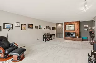 17833 Cliffside Dr, Strongsville, OH 44136 - Photo 17