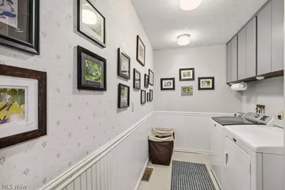 17833 Cliffside Drive, Strongsville, OH 44136 - Photo 35