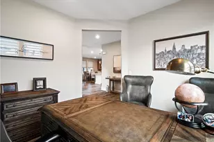 10134 Rosalee Ln, Strongsville, OH 44136 - Photo 5