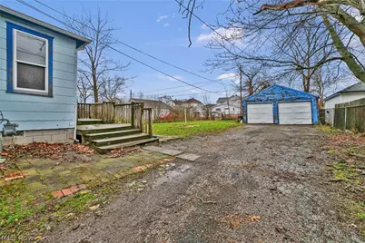 2129 E 30th Street, Lorain, OH 44055 - Photo 25