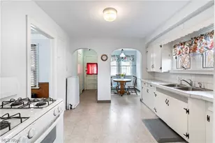 2330 16th St, Cuyahoga Falls, OH 44223 - Photo 13