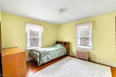 2330 16th Street, Cuyahoga Falls, OH 44223 - Photo 21