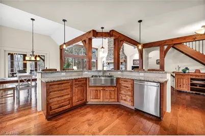 11295 Sutton Place, Chardon, OH 44024 - Photo 13