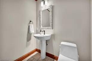 11295 Sutton Pl, Chardon, OH 44024 - Photo 19