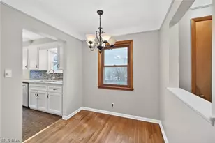 5229 Melody Ln, Willoughby, OH 44094 - Photo 9