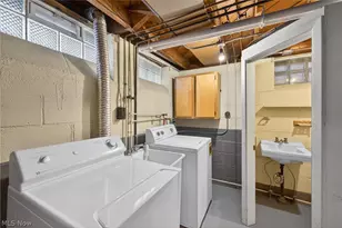 5229 Melody Ln, Willoughby, OH 44094 - Photo 35