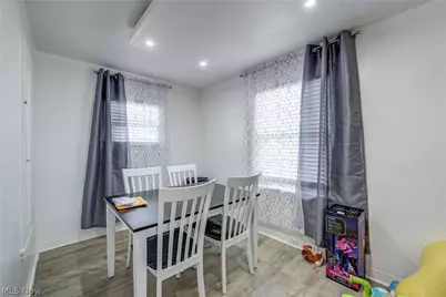 1402 E 185th Street, Loveland, OH 44110 - Photo 13