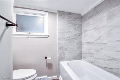 271 E 238 Street, Euclid, OH 44123 - Photo 17