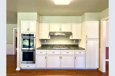 11469 Fowlers Mill Road, Chardon, OH 44024 - Photo 9