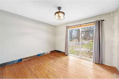 3290 Sweitzer Street NW, Uniontown, OH 44685 - Photo 17