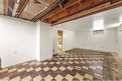 3290 Sweitzer Street NW, Uniontown, OH 44685 - Photo 23