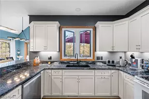 11680 Blue Heron Trail, Chardon, OH 44024 - Photo 13