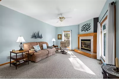 11680 Blue Heron Trail, Chardon, OH 44024 - Photo 7