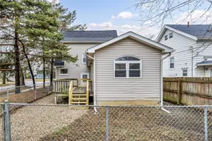 235 Euclid Ave, Lorain, OH 44052 - Photo 43