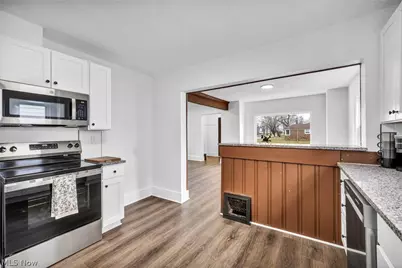 235 Euclid Avenue, Lorain, OH 44052 - Photo 9