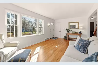 54 E Case Drive, Hudson, OH 44236 - Photo 7